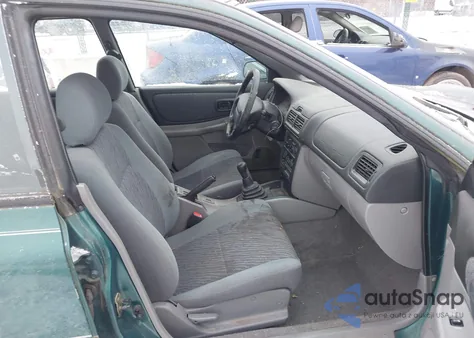 2000 Subaru Outback z USA, uszkodzony, nr VIN JF1GF4859YG800437